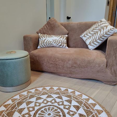 Liverpool Gem: Cozy Studio Retreat Bagian luar foto