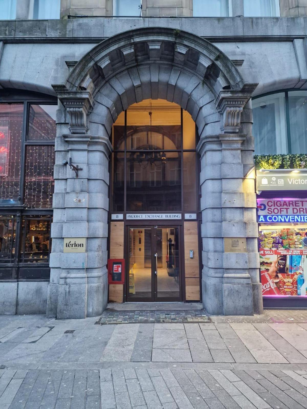 Liverpool Gem: Cozy Studio Retreat Bagian luar foto